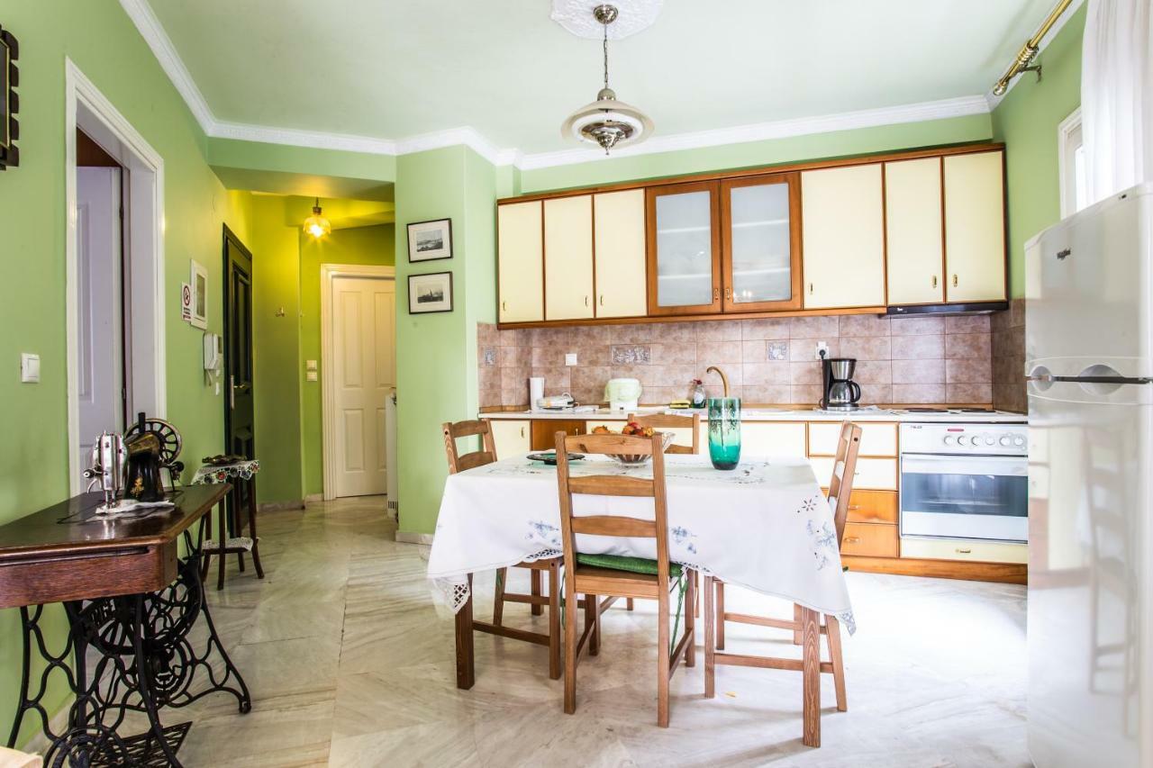 Apartment In Kalamaria Thessaloniki Exterior photo