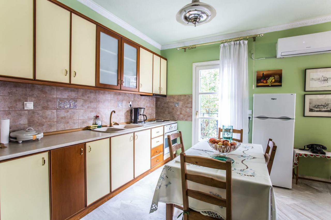 Apartment In Kalamaria Thessaloniki Exterior photo